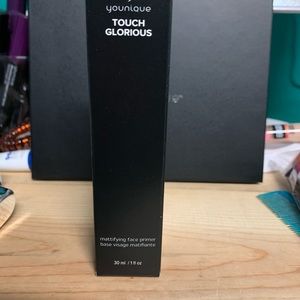 Younique Mattifying Primer